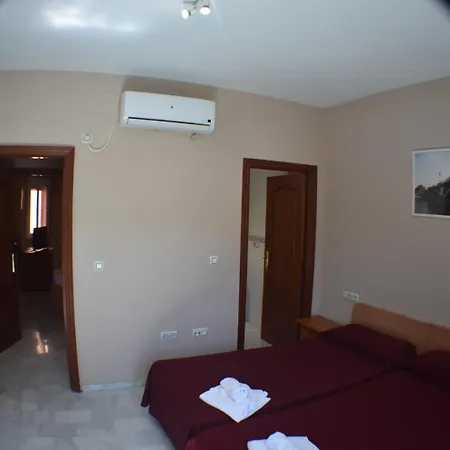 Hostal Alamare Seville Exterior photo